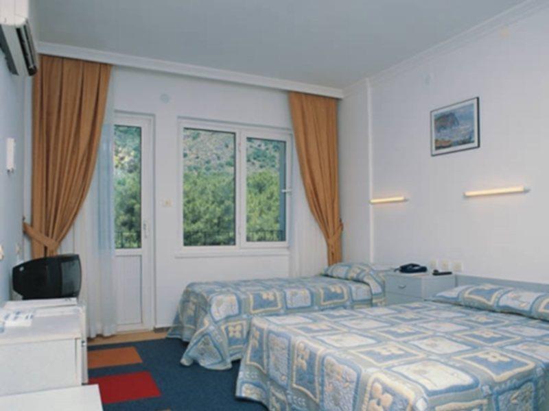 Hotel Pineta Club Мармарис Екстериор снимка